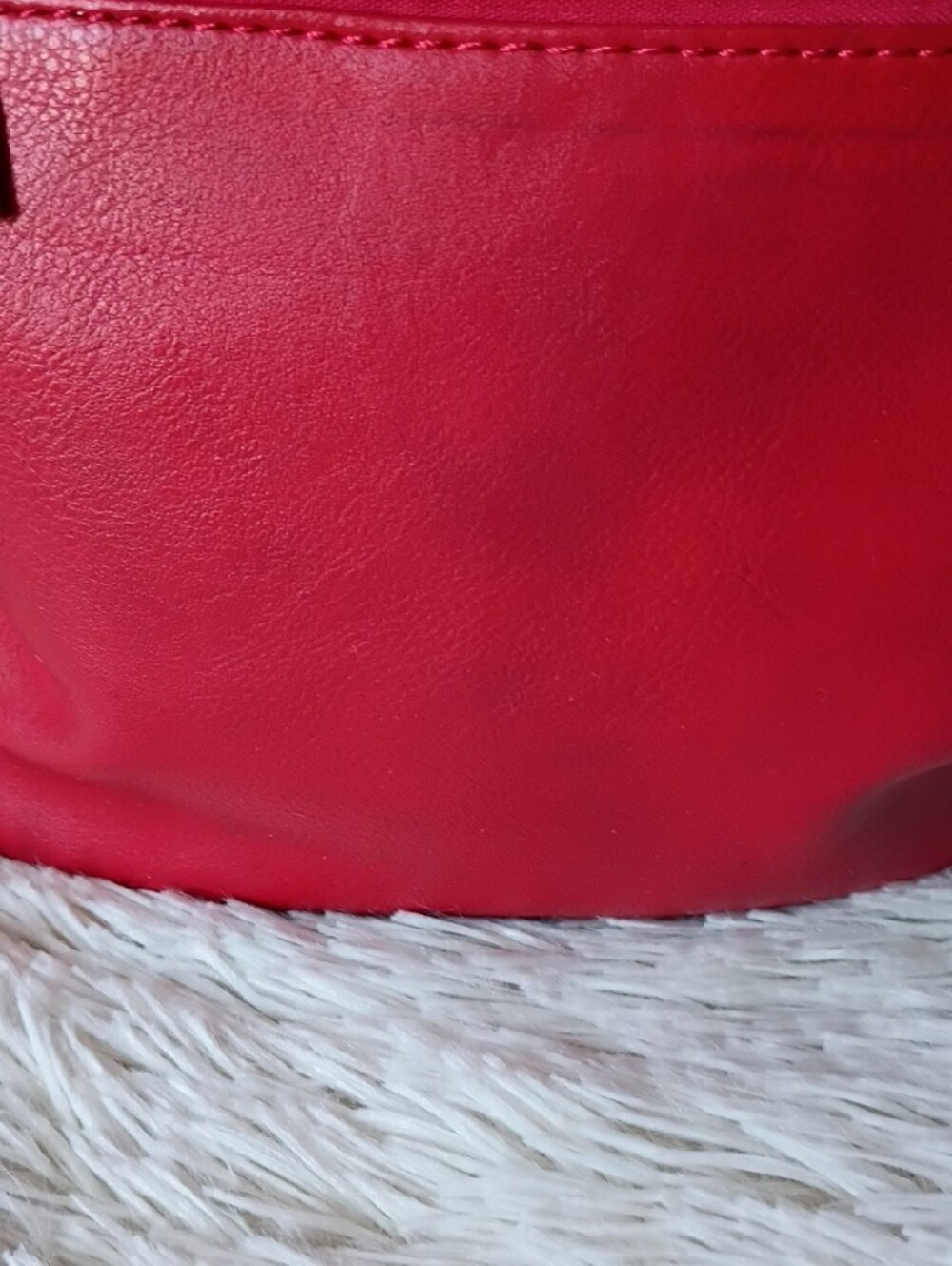 Red Crossbody Bag with Heart Patch - Women Bags - Picture 4 of 7